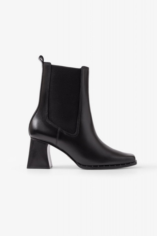 BOTA GABRIELA