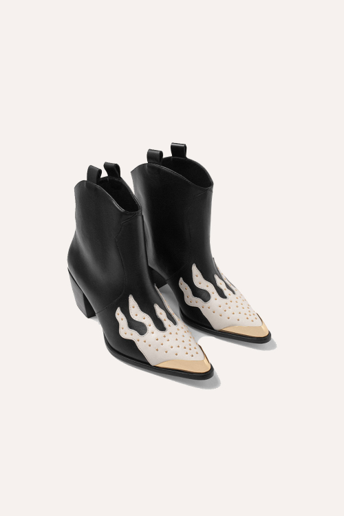 BOTA COURO FOGO